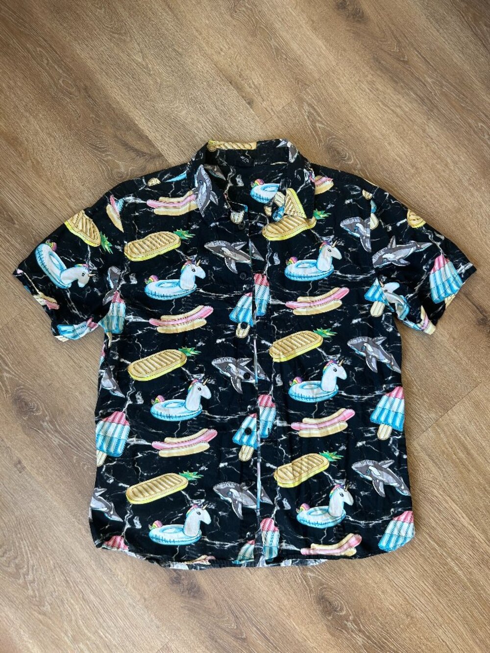Neff Men's Pool Party Button Down Size Large Pool Float Hot Dog Unicorn Popsicle